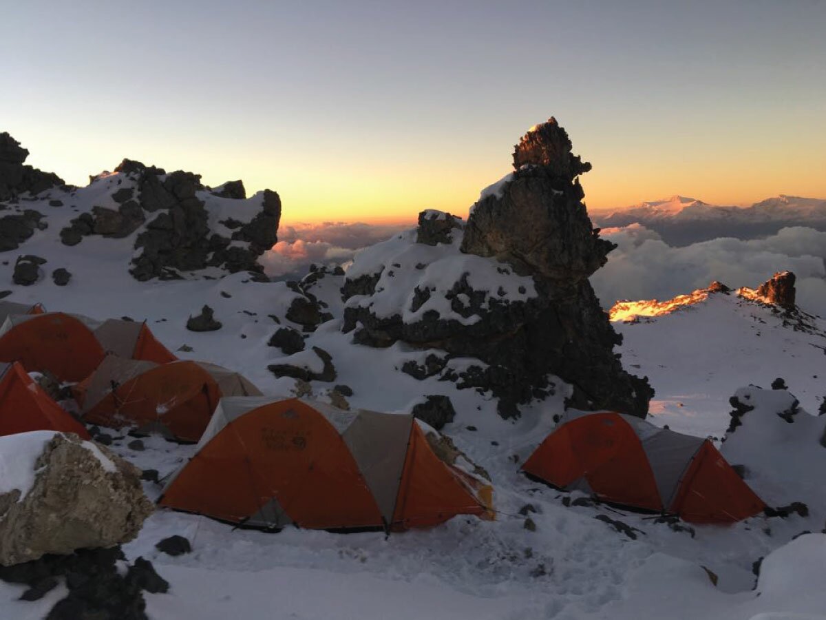 Campamento de Cólera 6.000 mts.